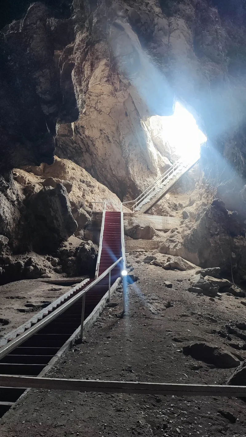 Excursion To The Underground Lake Kow-ata